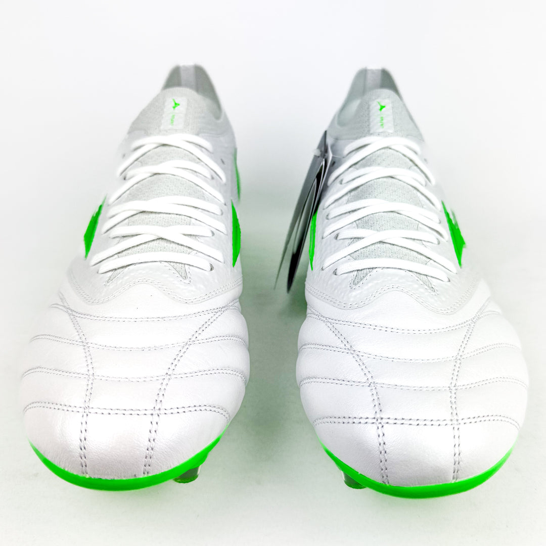Mizuno Morelia Neo IV Beta Elite SG - Made in Japan - White/Neon Green/Cool Grey *In Box*