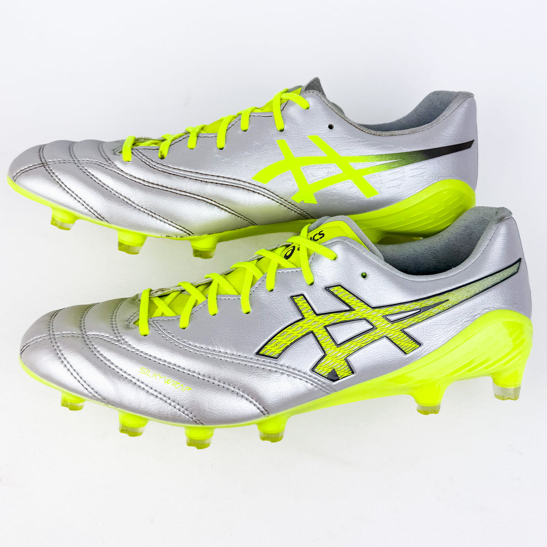 ASICS DS Light X-Fly 6 FG - Cloud Grey/Safety Yellow *Wore Once*