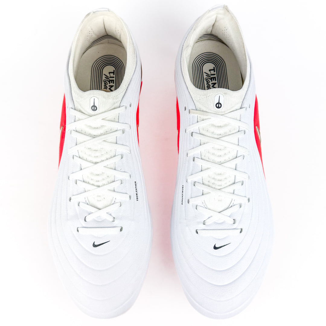 Nike Tiempo Maestro Elite SG-Pro - White/Bright Crimson/Blur *In Box*