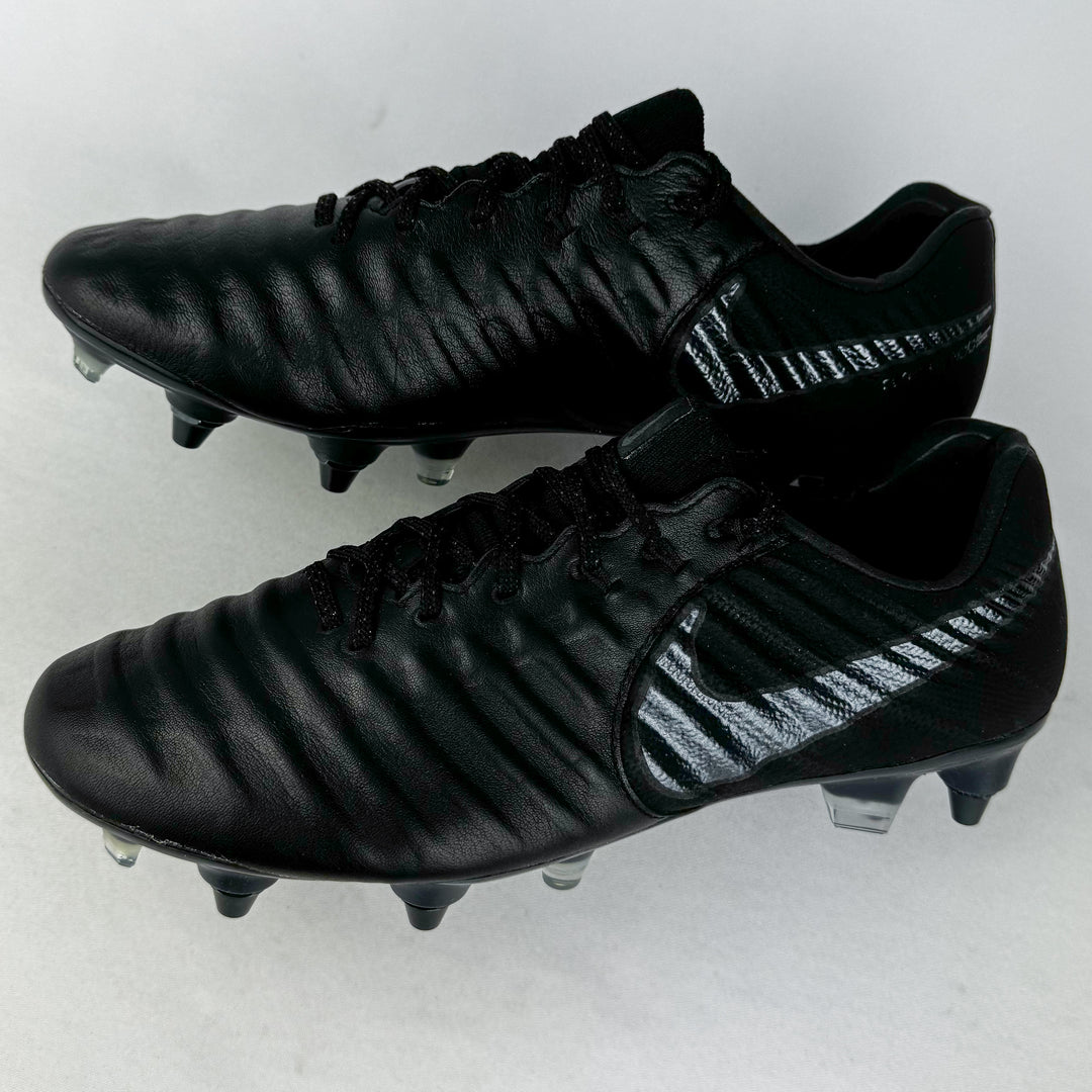 Nike Tiempo Legend VII Elite Anti-Clog SG-Pro - Black/Black *Brand New*