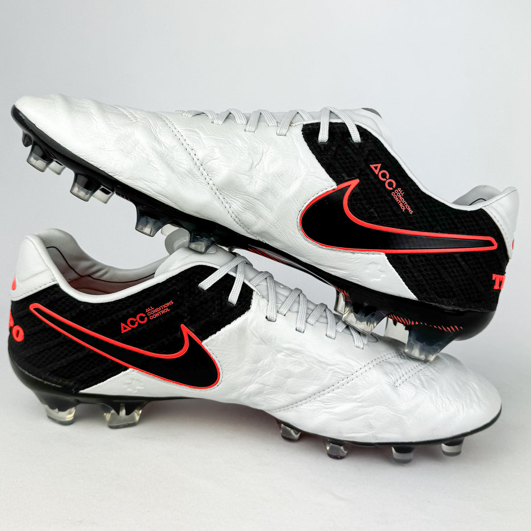 Nike Tiempo Legend VI FG - Pure Platinum/Hyper Orange/Black *Brand New*