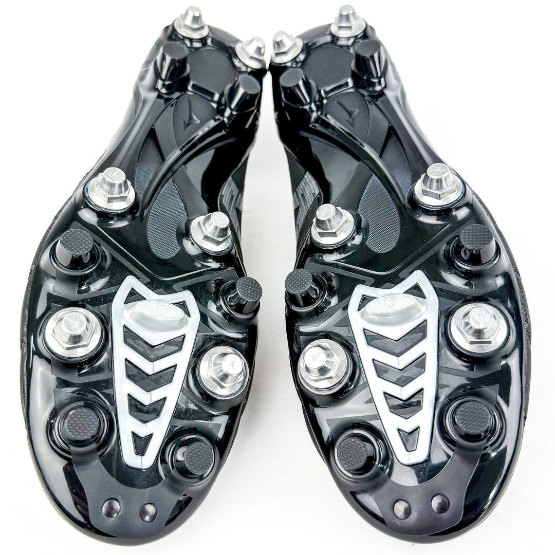 Mizuno Morelia Neo IV Beta Elite SG  - Black/Galaxy Silver/Black *In Box*