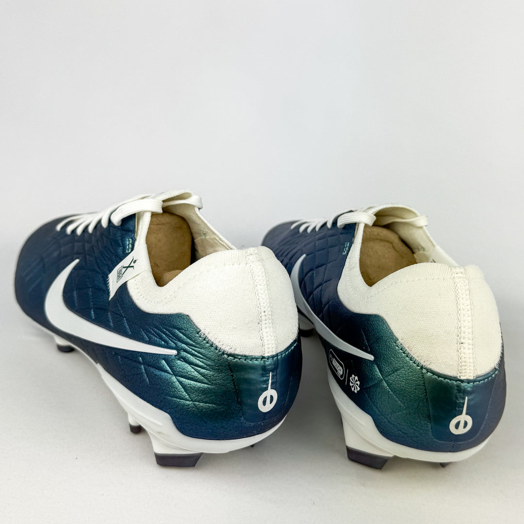 Nike Tiempo Legend 10 Pro FG x Emerald - Dark Atomic Teal/Sail *In Box*