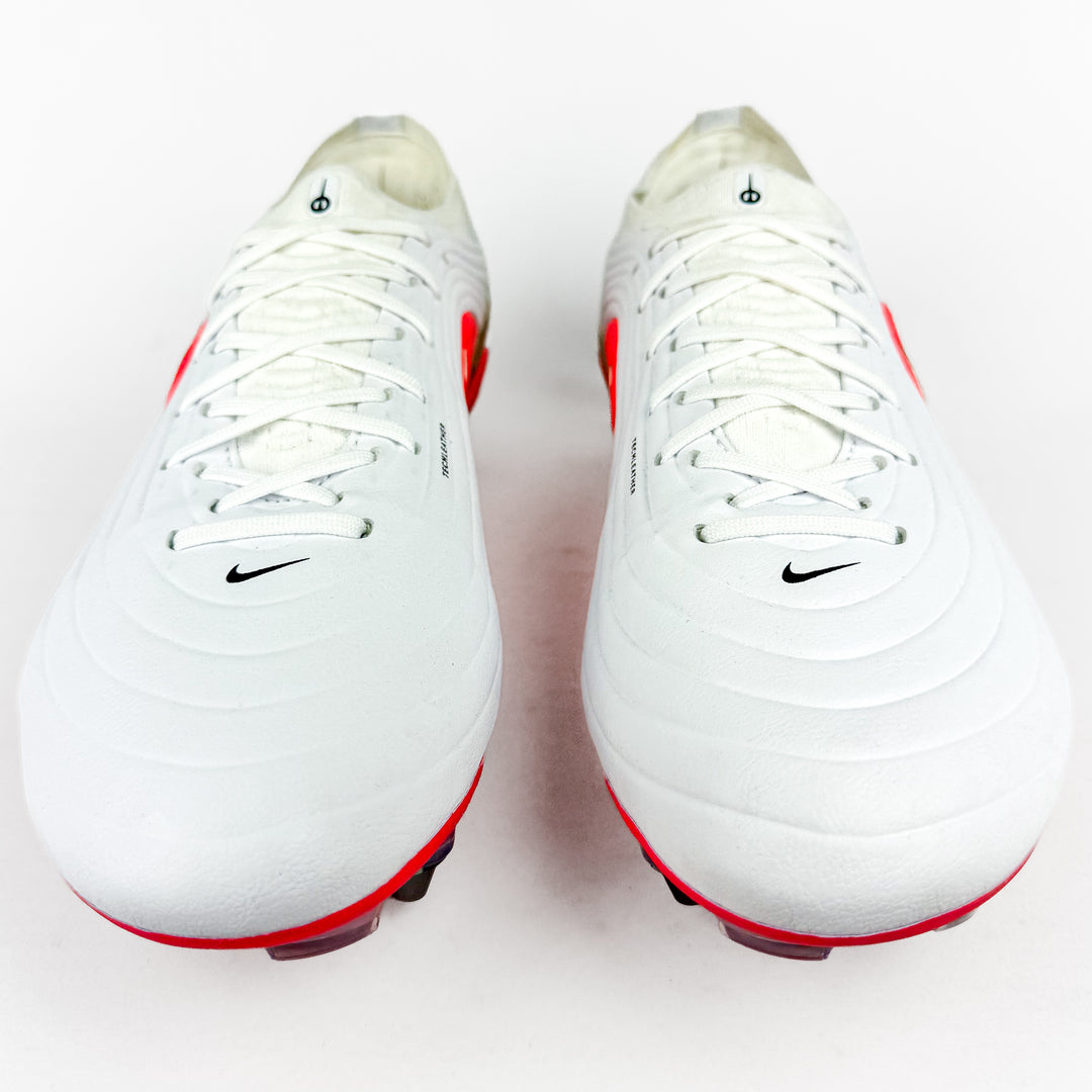 Nike Tiempo Maestro Elite SG-Pro - White/Bright Crimson/Blur *In Box*