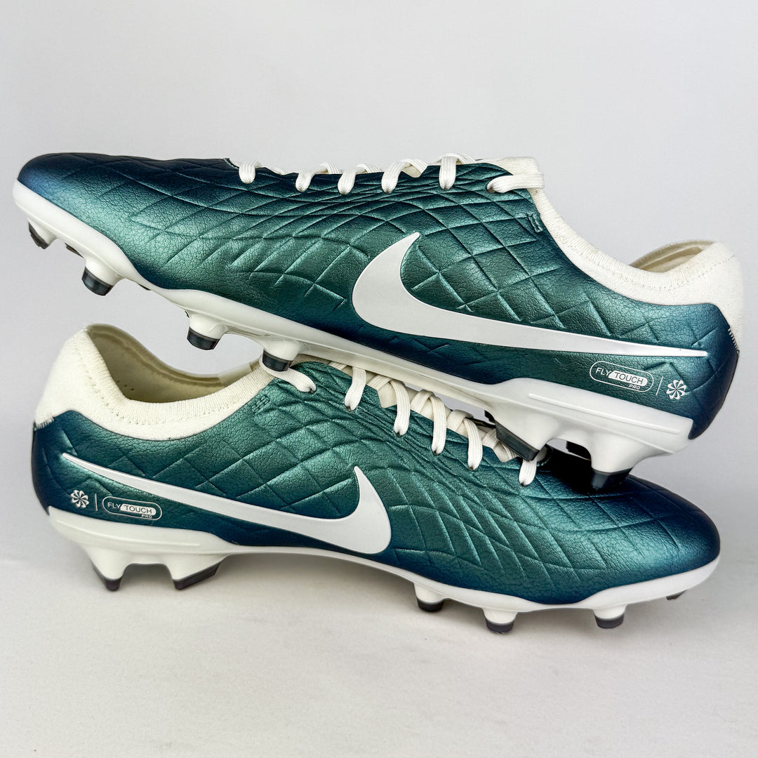 Nike Tiempo Legend 10 Pro FG x Emerald - Dark Atomic Teal/Sail *In Box*