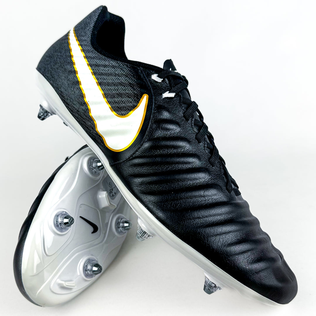 Nike Tiempo Legend VII Academy SG - Black/White/Metallic Gold *Brand New*