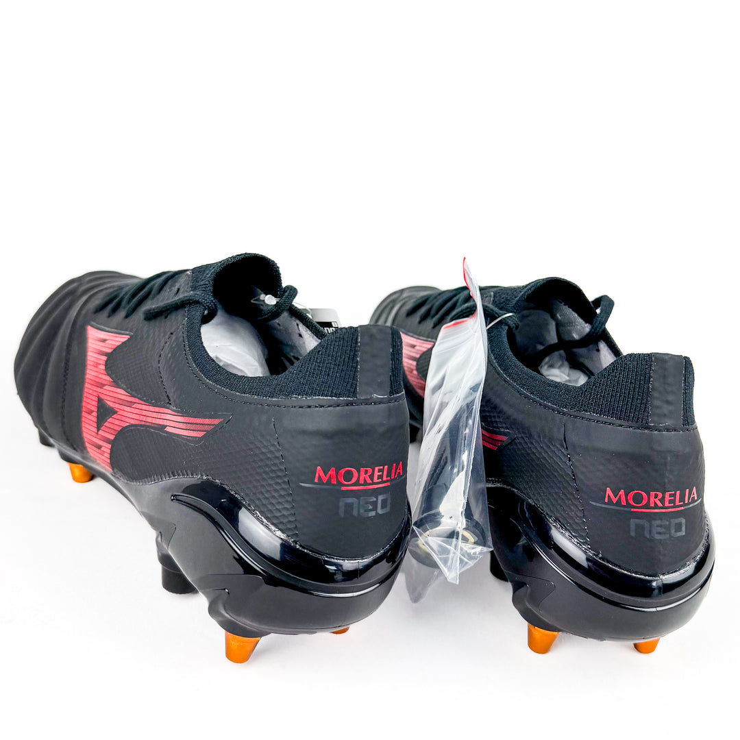 Mizuno Morelia Neo IV Beta Elite SG  - Black/Morelia Red *In Box*