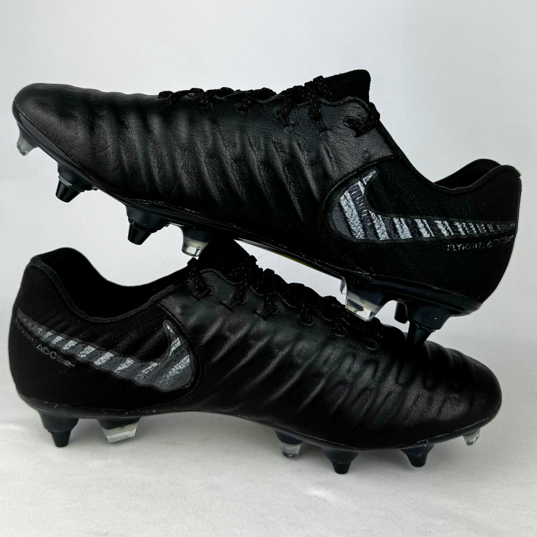 Nike Tiempo Legend VII Elite Anti-Clog SG-Pro - Black/Black *Brand New*