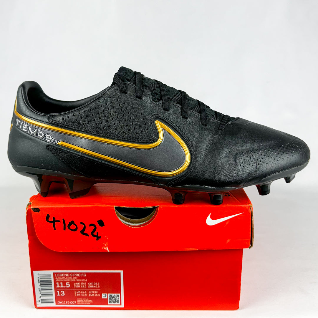 Nike Tiempo Legend 9 Pro FG - Black/Metallic Dark Grey/Gold *Wore Once*