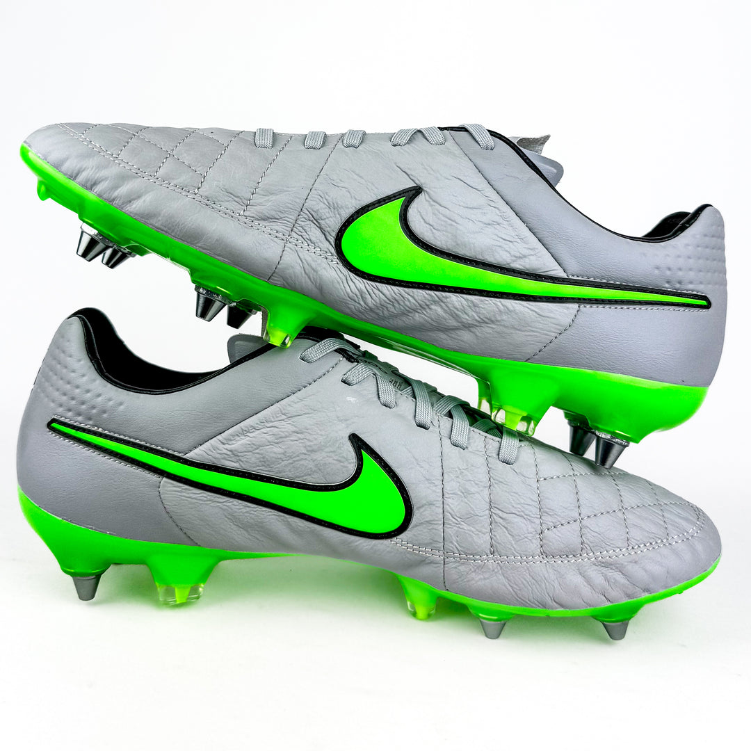 Nike Tiempo Legend V SG-Pro - Wolf Grey/Strike Green *Player-Issued*