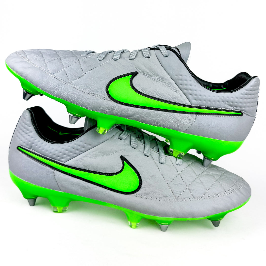 Nike Tiempo Legend V SG-Pro - Wolf Grey/Strike Green *Player-Issued*