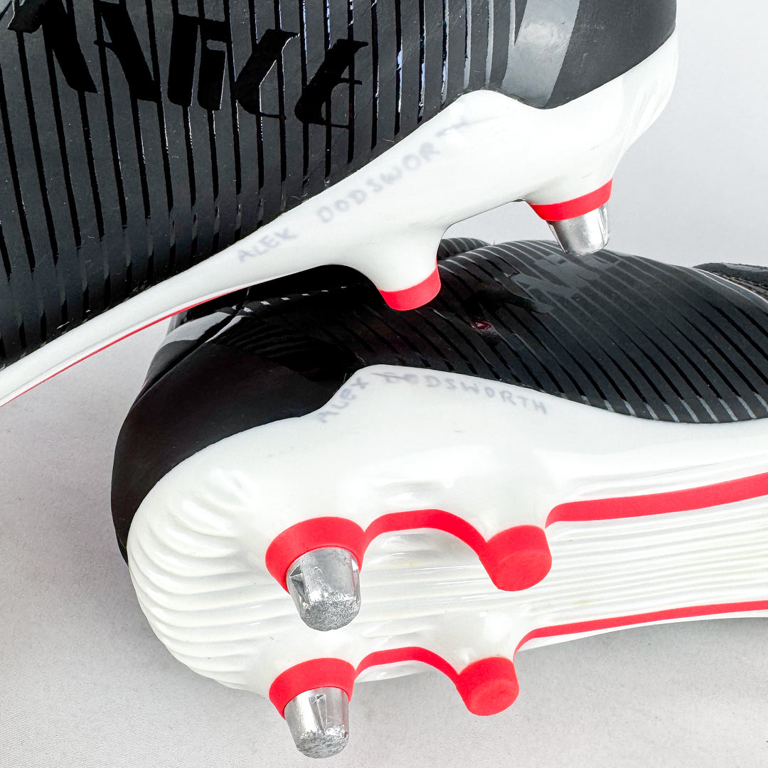 Adidas Malice SG - Black/Signal Pink/White *Pre-Owned*