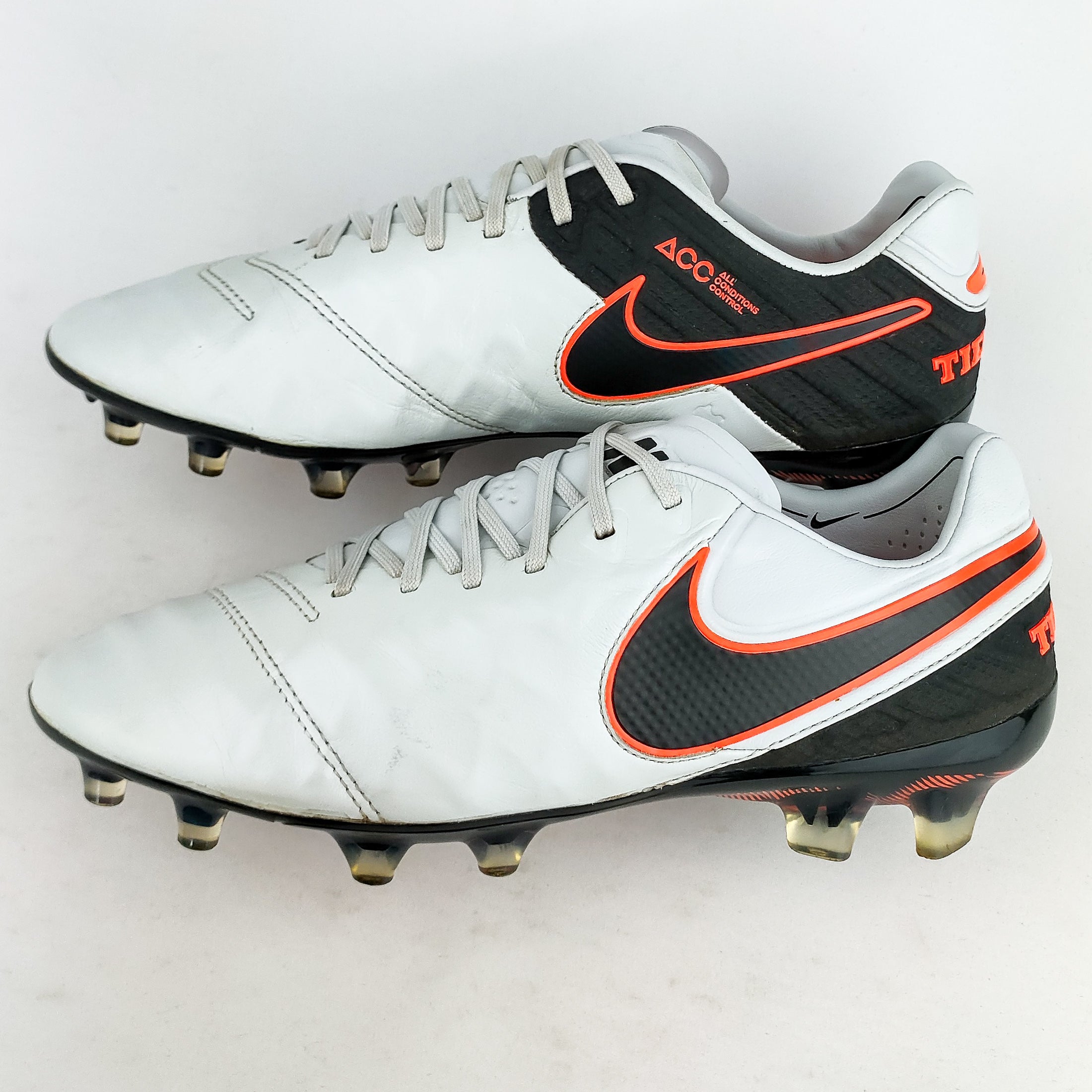 Nike Tiempo Legend VI FG Pure Platinum Black Hyper Orange Pre Owne PM Boots