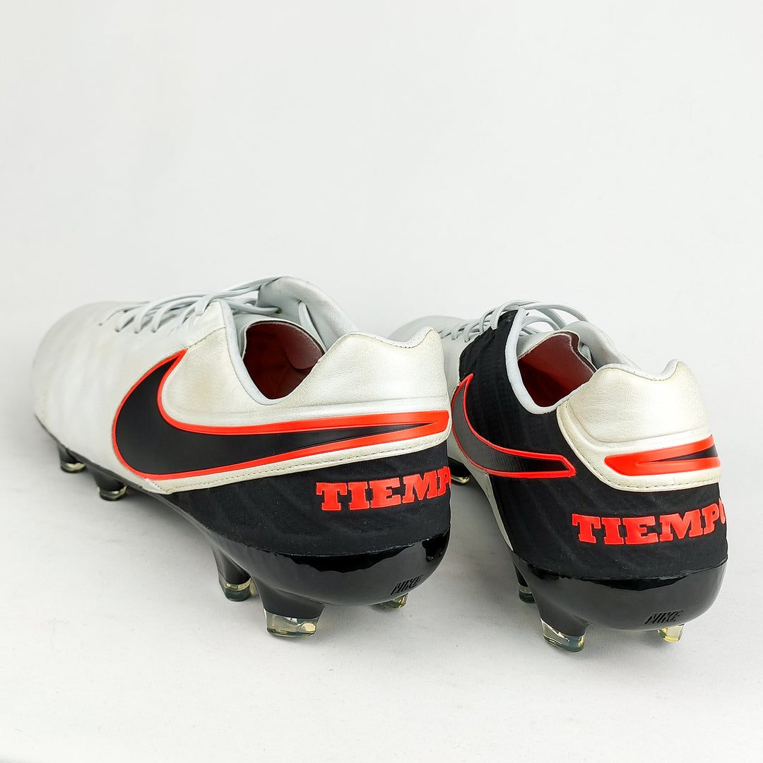 Nike Tiempo 6 Legacy II FG - Pure Platinum/Hyper Orange/Black *In Box*